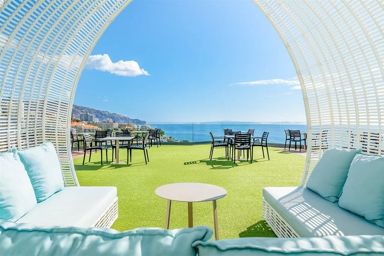 Hotel Baia Azul Funchal