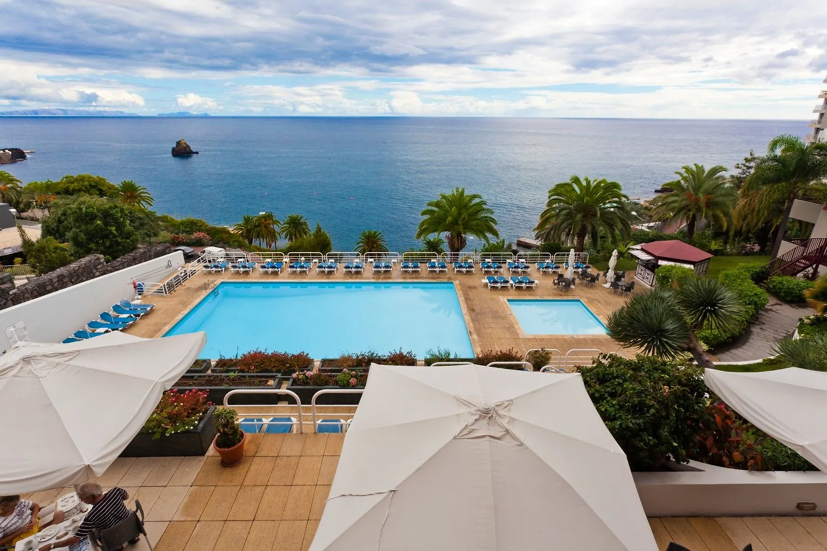 Hotel Baia Azul Funchal  4*, Funchal (Madeira)